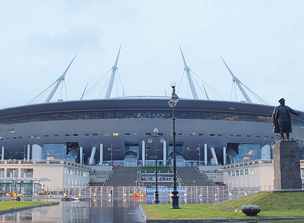 «Времени между Суперкубком и концертом «Руки Вверх» достаточно» — пресс-служба «Зенита». И все это благодаря выкатному полю