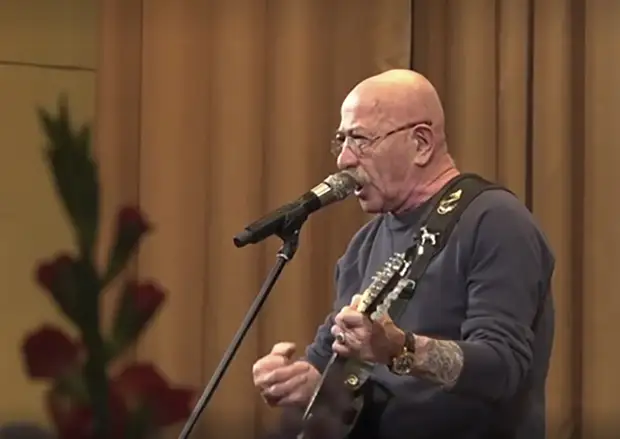 Розенбаум, Гальцев и Зибров выступили перед ранеными участниками спецоперации