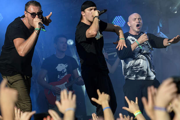 Mash: группа "Каста" повысила цену на выступление до €20 тысяч