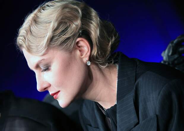 Раскрыта причина поездок покинувшей Россию Литвиновой в Москву