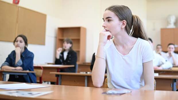 Где выпускники теряют баллы: главные ошибки на ЕГЭ по русскому и математике