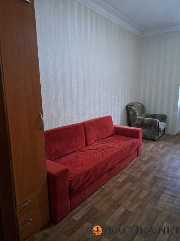 Сдам 2 комнатную квартиру сталинку ул.Барнаульская Калининский рн в Донецке - 30 000 руб