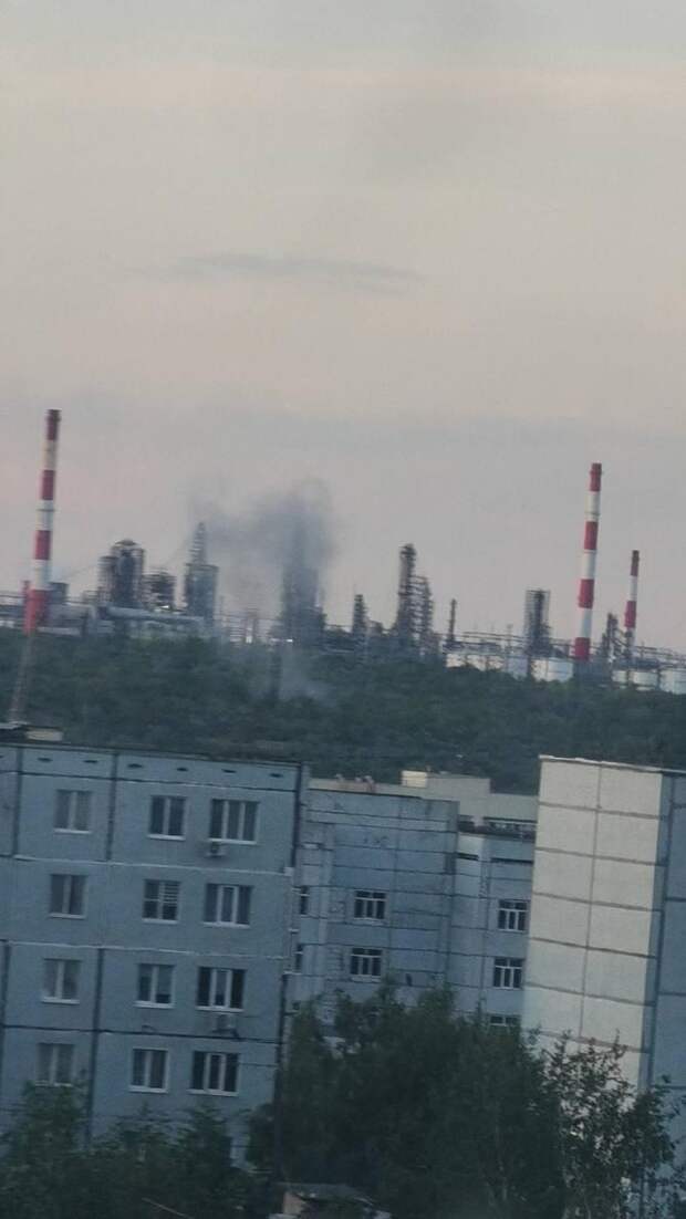 Также утром снова под атакой БПЛА был Сызранский НПЗ