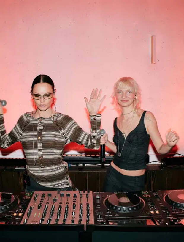 Группа Lavblast