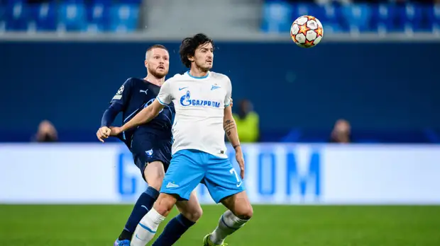 В «Лионе» сообщили, что постараются приобрести Азмуна