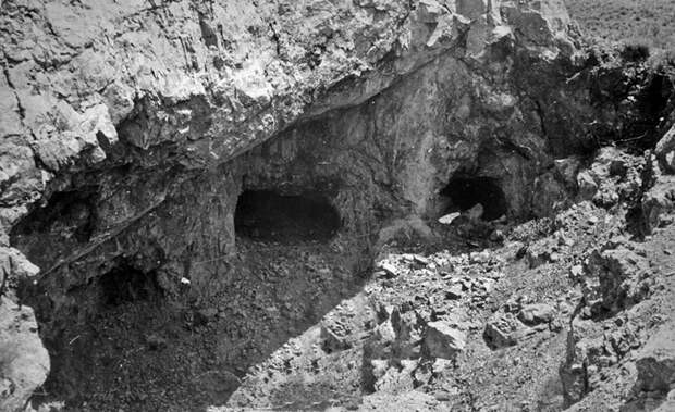 Древний горный рудник в Узбекистане