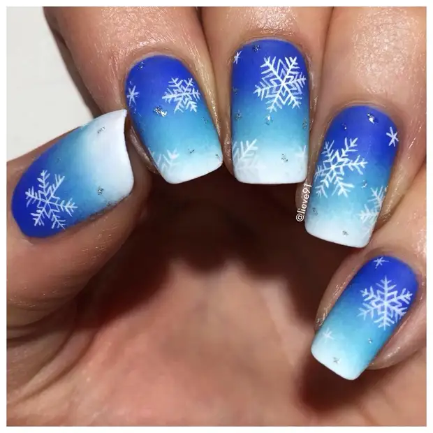 снежинки на ногтях фото 15