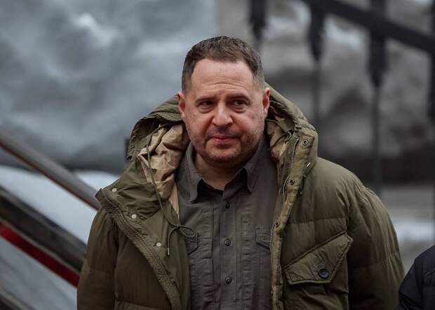 Назван усыпивший бдительность Зеленского накануне СВО чиновник