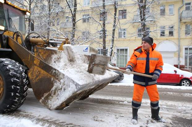 Более 86 тысяч кубометров снега вывезено СЗАО за двое суток