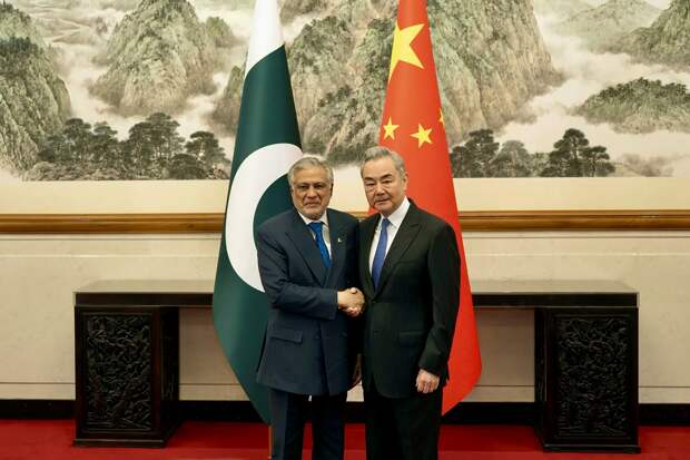 Индия проигрывает Пакистану в большой игре