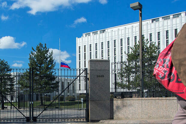 Посольство РФ в США подтвердило задержание двух гражданок России в Калифорнии