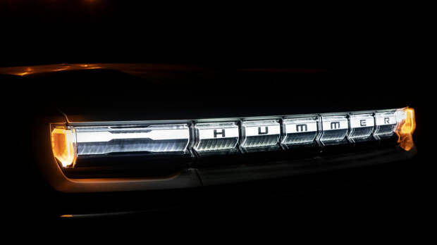 GMC Hummer EV показал себя как 1000-сильный, 350-мильный, быстро заряжающийся ЗВЕРЬ!