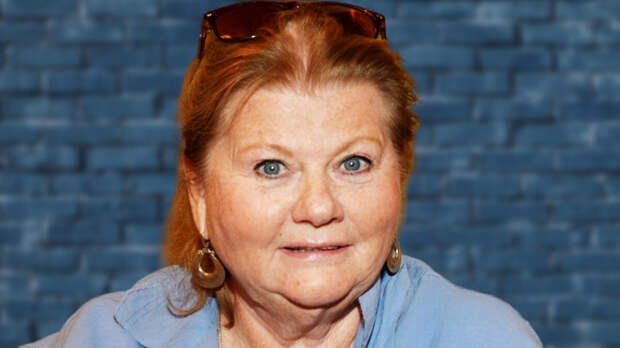 «Пустоты не стало»: как сыновья Ирины Муравьевой вернули звезду к жизни и кто такие ее невестки