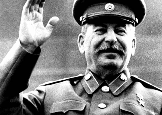 Ждём перемен. Кто нам нужен: второй Ленин, Сталин, Горбачёв или...