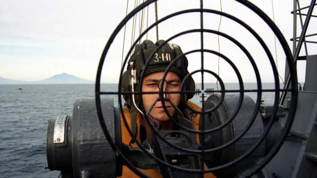 Черный песок, фаянсовые вазы и витринное стекло: три трюка японской разведки