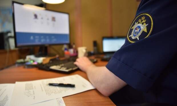 В НАО работник почты предстанет перед судом за незаконный выпуск банковских карт на чужие имена