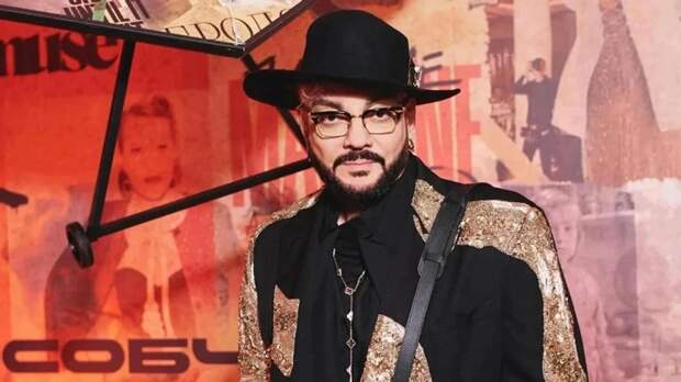 Суд рассмотрит иск к Филиппу Киркорову о запрете пользования пирсом