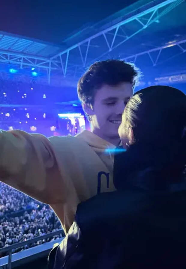 Круз Бекхэм и Джеки Апостел