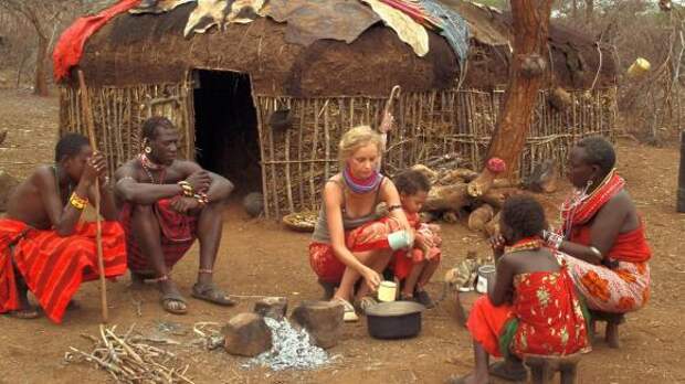 Швейцарка вышла замуж за африканца из племени масаи и переехала в Кению