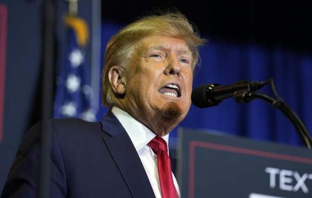Дональд Трамп. AP Photo/ Charles Krupa