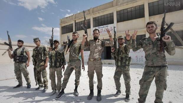 Корреспонденты ФАН посетили освобожденный войсками Сирии город-призрак в Идлибе