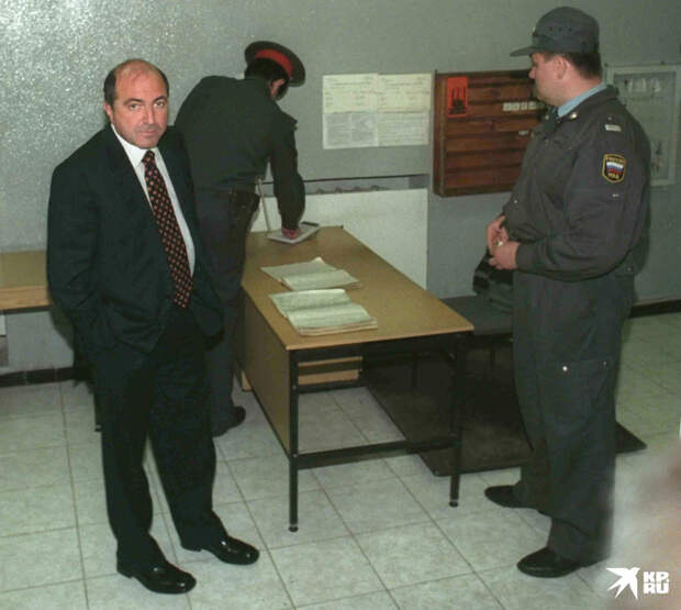 Предприниматель Борис Березовский в Следственном управлении Генеральной прокуратуры