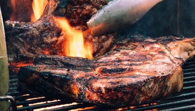 The Craziest Food Challenges In The World—And How To Beat Them