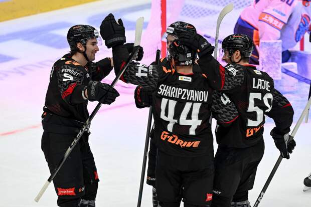 Дамир Шарипзянов установил рекорд КХЛ по набранным очкам среди защитников