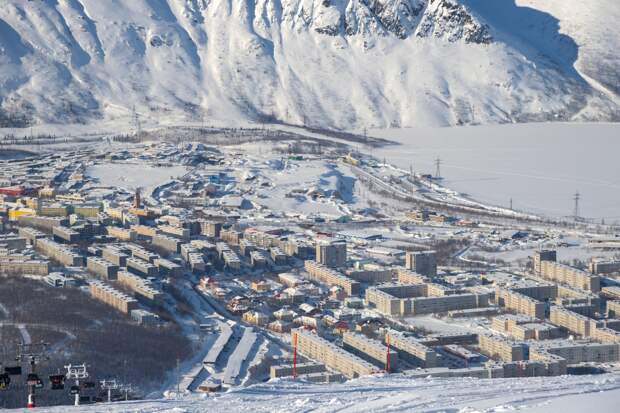 Молодых россиян призвали не торопиться за полярный круг ради жилья