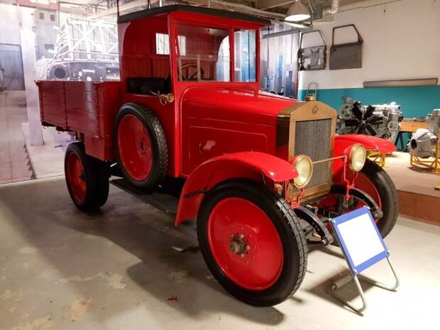 С 1917 по 1919 год завод АМО выпускал итальянские грузовики, а затем, доработав конструкцию, превратил FIAT 15 Ter в АМО-Ф-15 авто, автомобили, автомузей, зил, зис, музей, олдтаймер, ретро авто