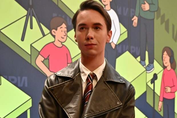 Актер Власенко высказался по поводу слухов о том, что его кто-то «двигает»