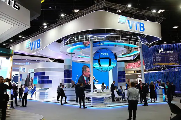 Костин заявил, что формат работы ВТБ в Крыму пока обсуждается