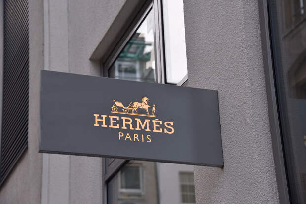 Дом моды Hermes запатентовал в России косметический бренд Barenia
