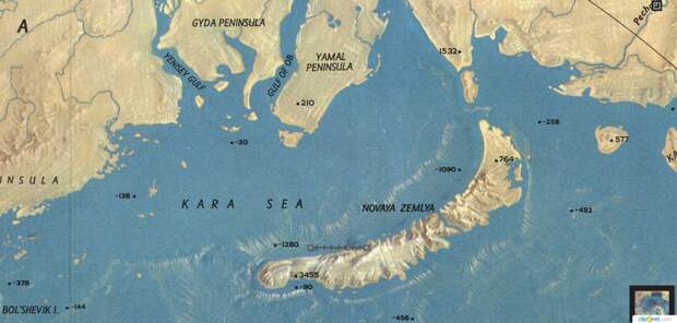 Карта Berann, Heinrich Caesar, опубликованная в журнале National Geographic Society. Вид с Севера, восток слева.