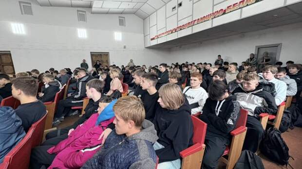 Встреча с заместителем председателя комиссии по делам несовершеннолетних.