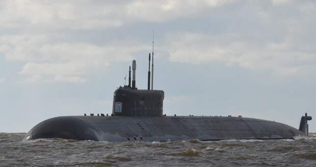 Гигантская АПЛ специального назначения БС-329 "Белгород", проекта 09852, носитель большинства перспективных подводных дронов России. Фото МО РФ