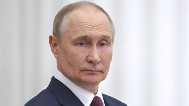 Подведение "Итогов года с Владимиром Путиным" началось в Гостином дворе в Москве