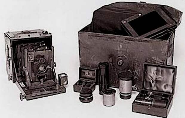 Лоуренс Аравийский был пионером фотографии.