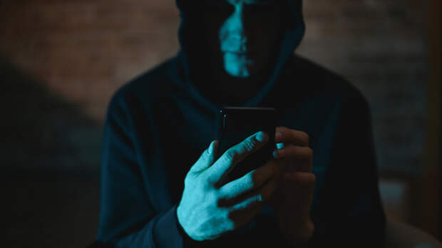 Мошенники начали создавать фейковые домовые чаты для кражи данных