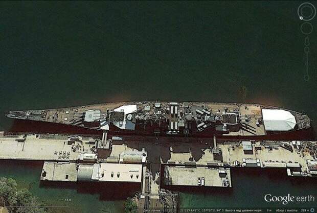 Спутниковый снимок Goole Earth: USS Missouri BB-63 в Перл-Харборе 