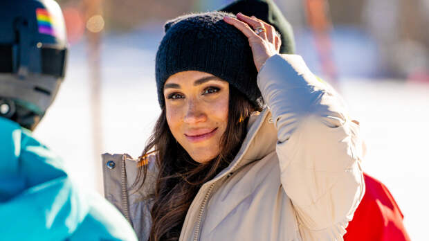 Карьера не задалась: Меган Маркл хочет родить третьего ребенка ради отдыха