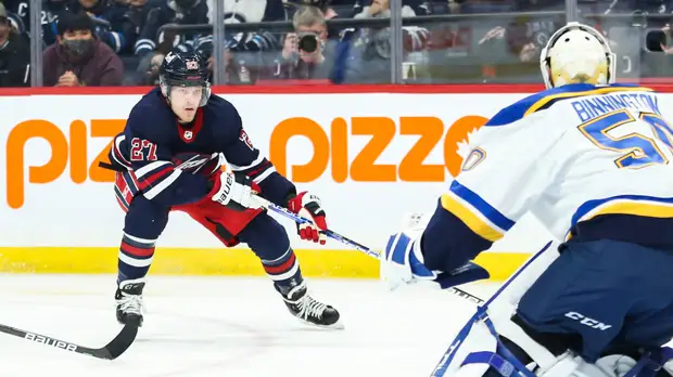 «Сент-Луис» уступил «Виннипегу» в НХЛ, несмотря на очки Тарасенко, Бучневича и Барбашёва