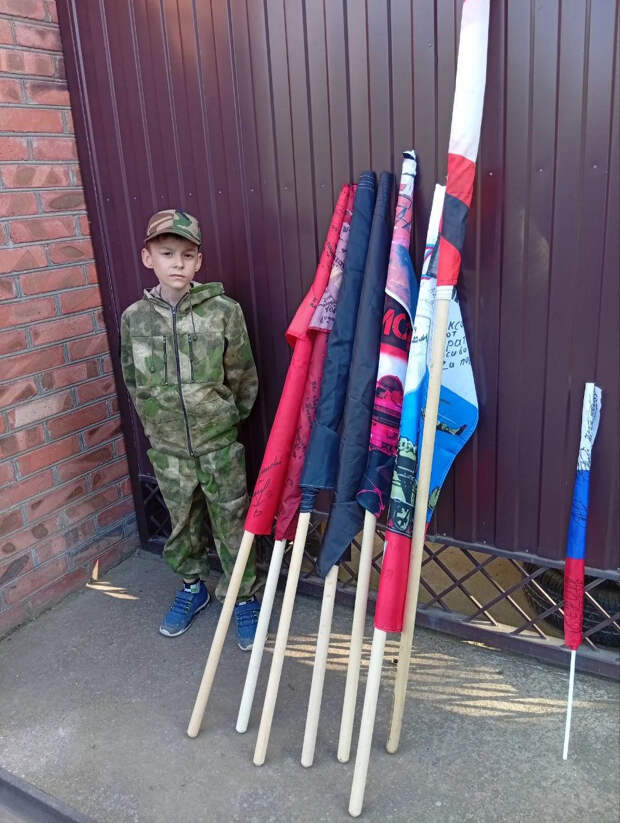 Поборол рак и стал помогать бойцам СВО всеми силами: история школьника Максима Осадчего