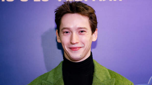 С трюфельным пюре, креветками и «брутальными» начинками: какие блины едят звезды