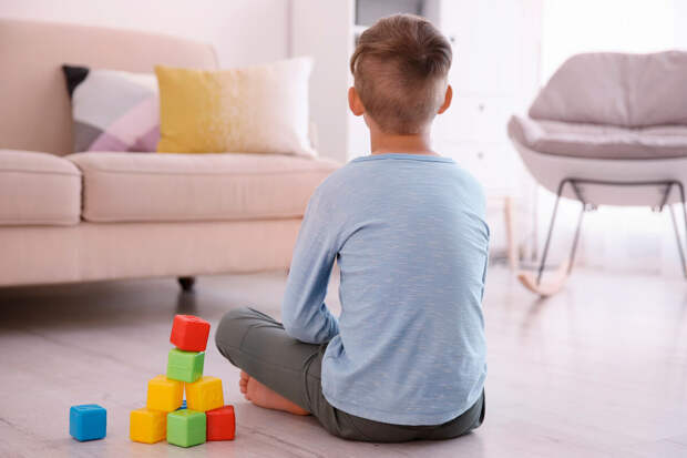 Frontiers: музыкальная терапия улучшает вербальные навыки при аутизме