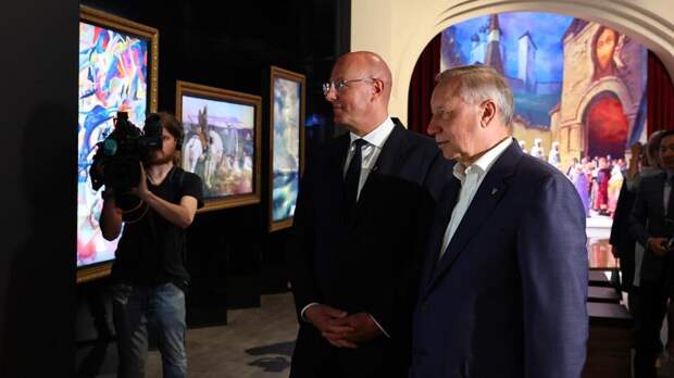 Выставка "Мой Петербург" открылась в Северной столице