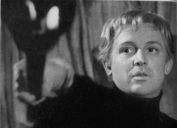 Гамлет в исполнении Смоктуновского был признан лучшим в мире | Фото: legendy-kino.ru Гамлет в исполнении Смоктуновского был признан лучшим в мире | Фото: legendy-kino.ru