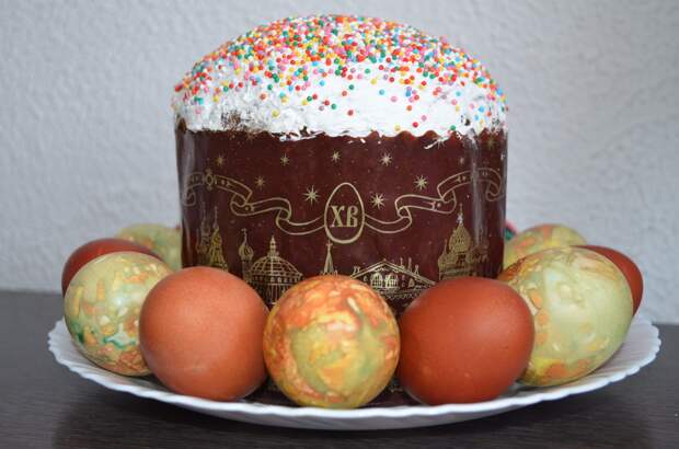 Жительнице Мурино за фото кулича с фаллоимитатором избрали меру пресечения