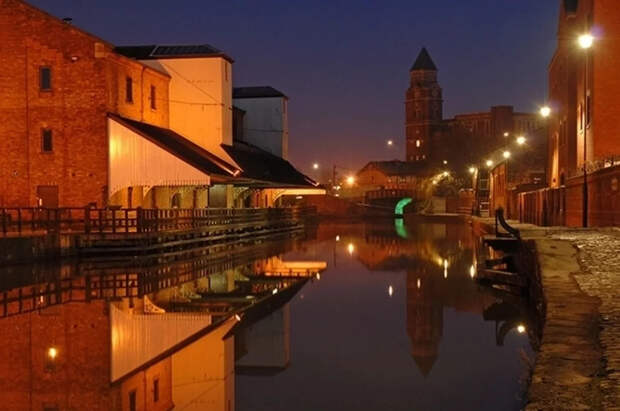 В Великобритании городские исследователи нашли застывший в 1970-х дом