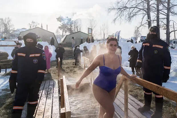 Крещенские купели закрылись в полночь в Новосибирской области